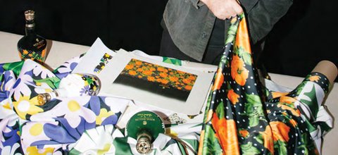 Chất liệu vải tạo nên thiết kế Royal Salute 21 Richard Quinn